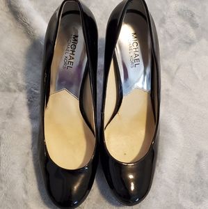 Michael Kors platform pump